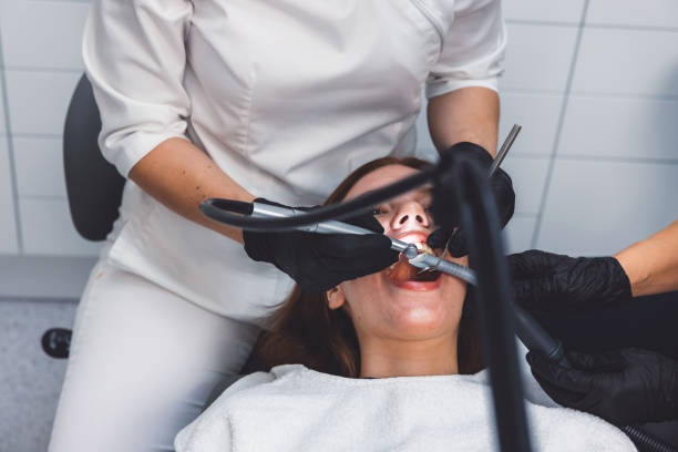 Best Emergency Wisdom Tooth Extraction in Richmond, IL